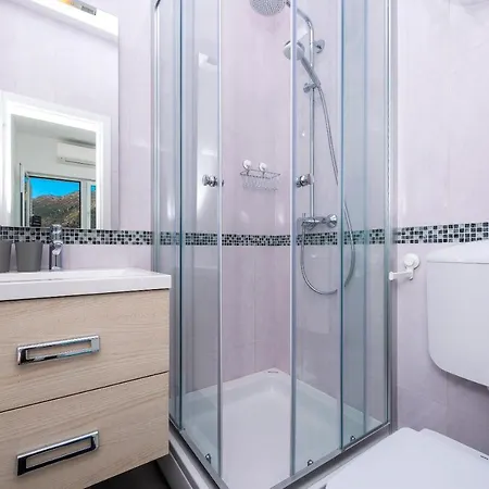 Nila - Private Pool And Sea View Willa