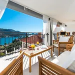 Nila - Private Pool And Sea View