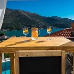 Nila - Private Pool And Sea View *