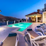 Nila - Private Pool And Sea View Dubrovník