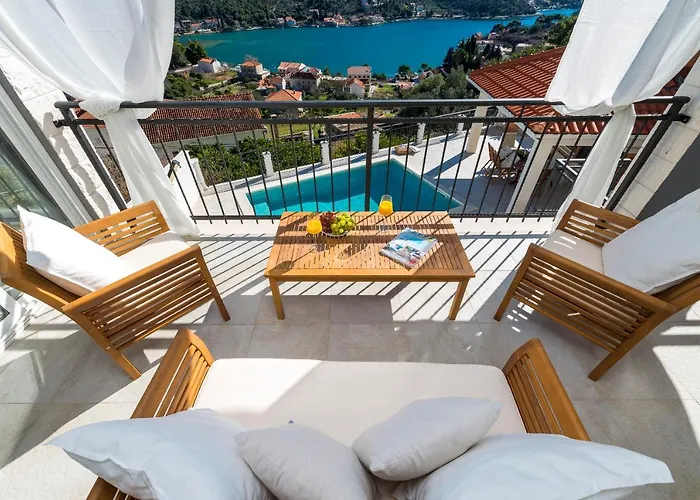 Villa Nila - Private Pool And Sea View *