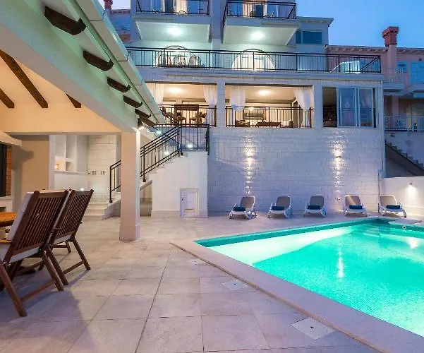 Willa Nila - Private Pool And Sea View *