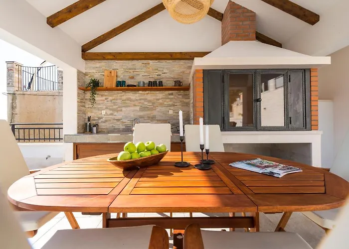 Villa Nila - Private Pool And Sea View *