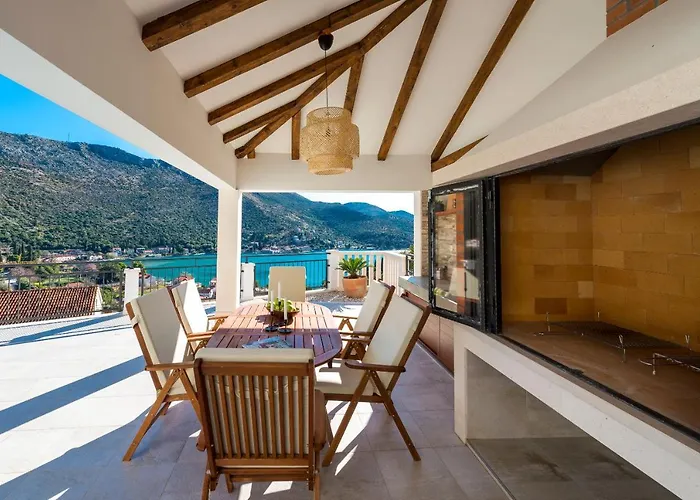 Villa Nila - Private Pool And Sea View